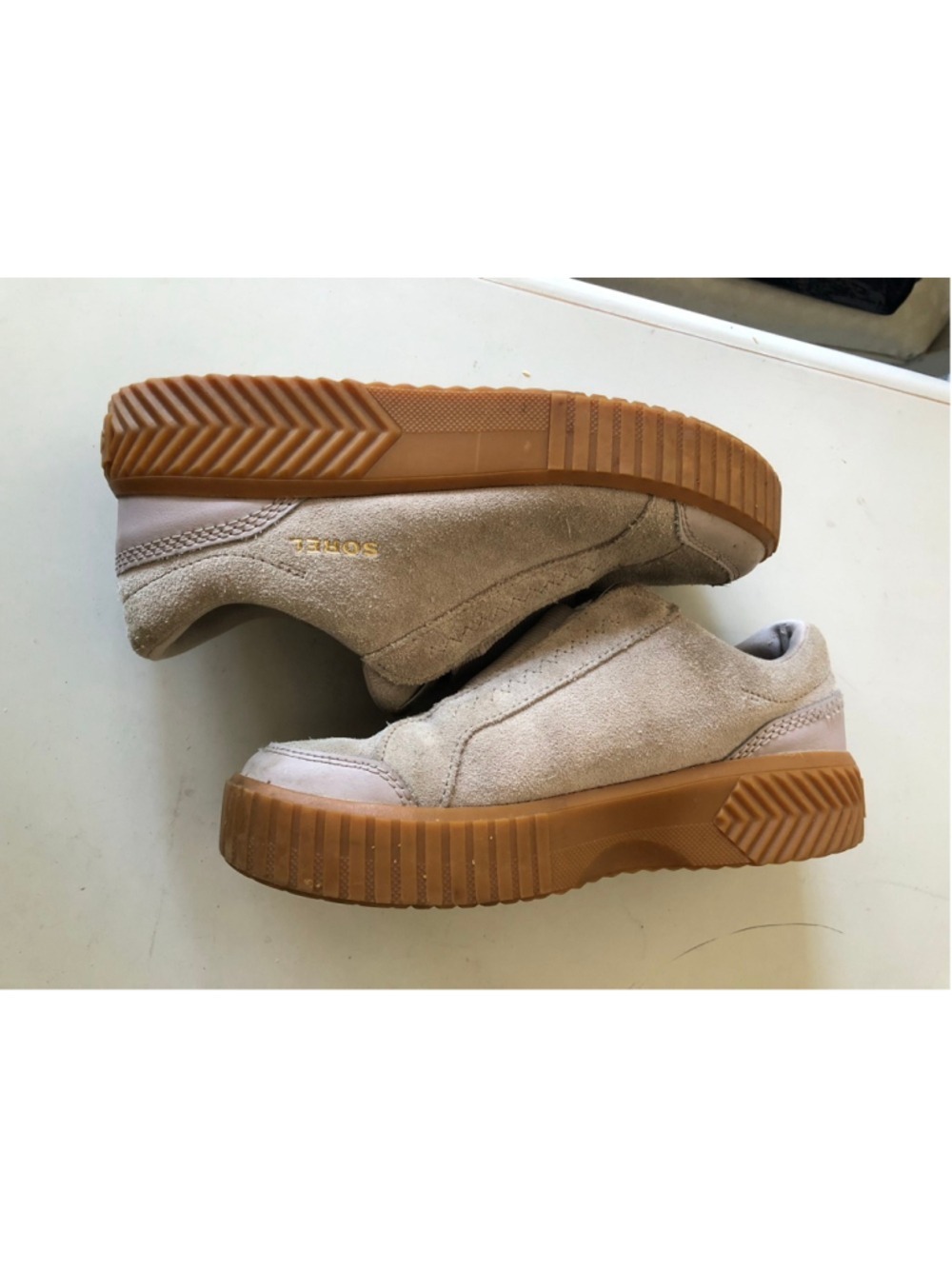 Size 8.5 Sorel Ona Ave Tan Suede Slip On Shoes Gorpcore Earthy Sporty Eco - Picture 3 of 12